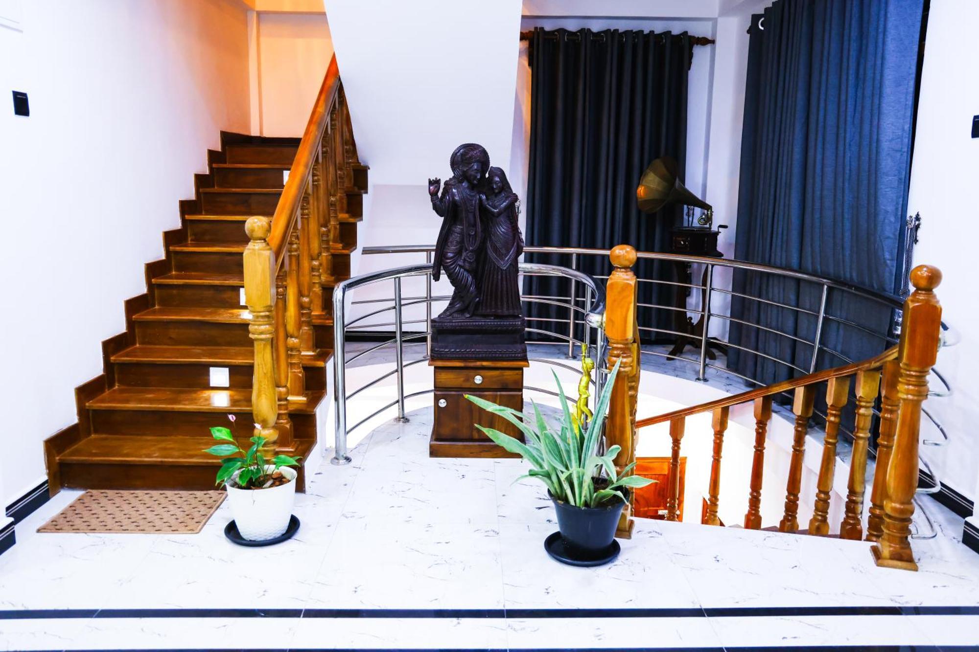 Munril Guest Apartment Jaffna Ngoại thất bức ảnh