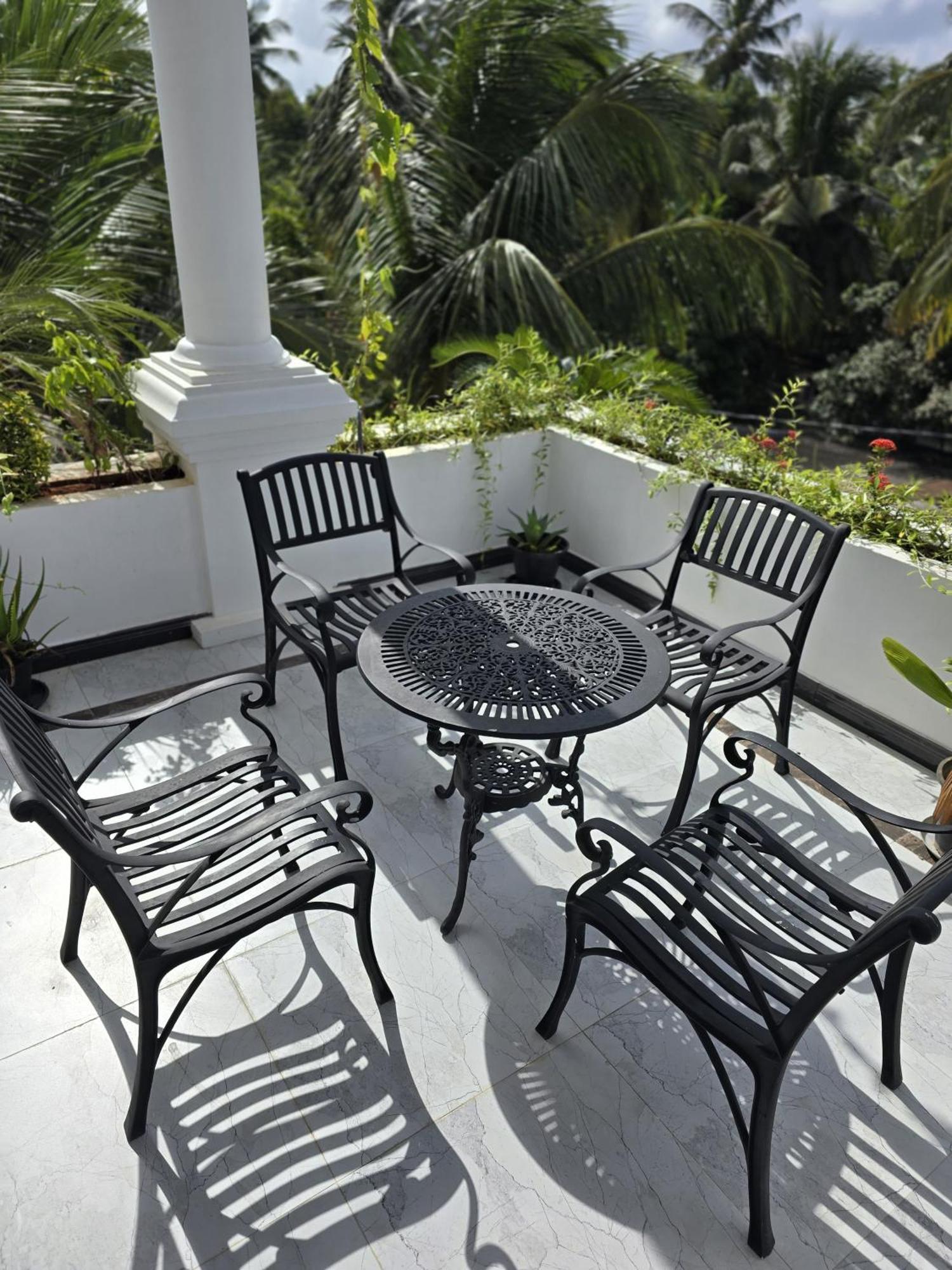 Munril Guest Apartment Jaffna Ngoại thất bức ảnh