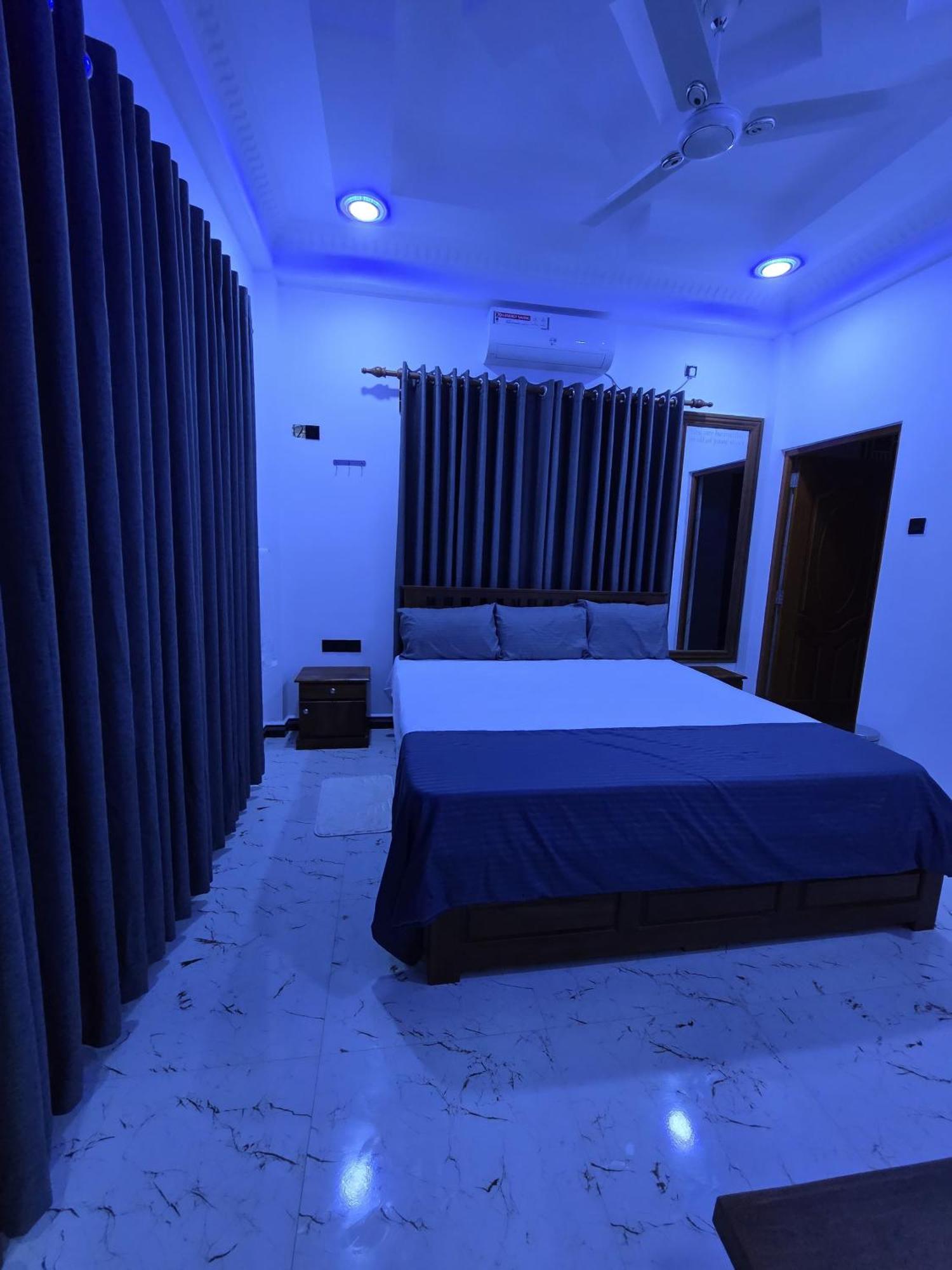 Munril Guest Apartment Jaffna Ngoại thất bức ảnh