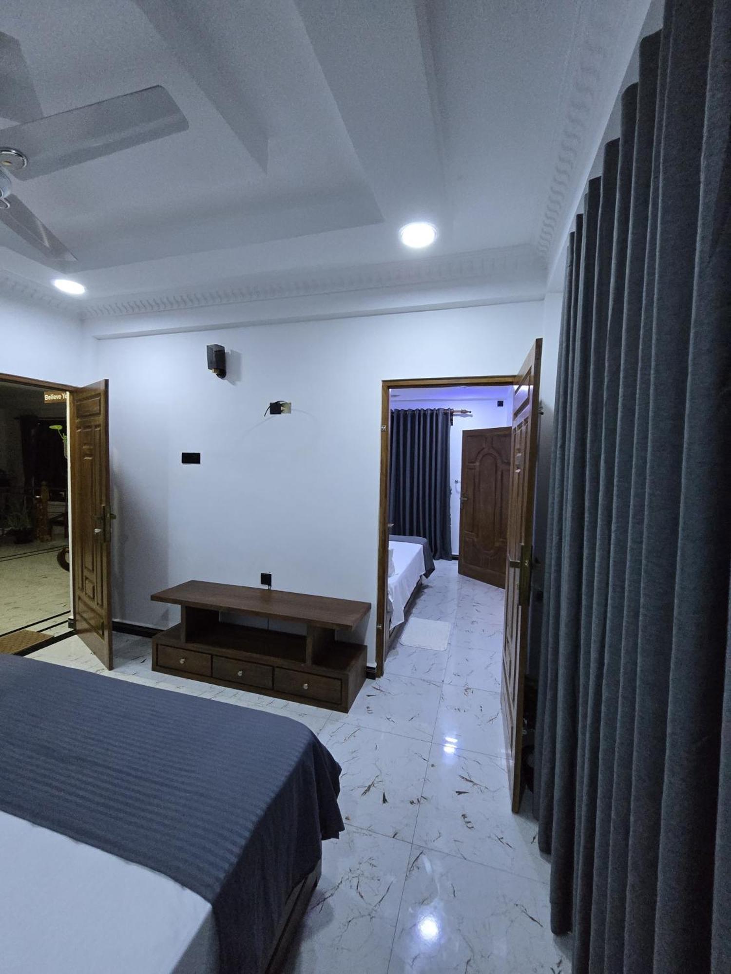 Munril Guest Apartment Jaffna Ngoại thất bức ảnh