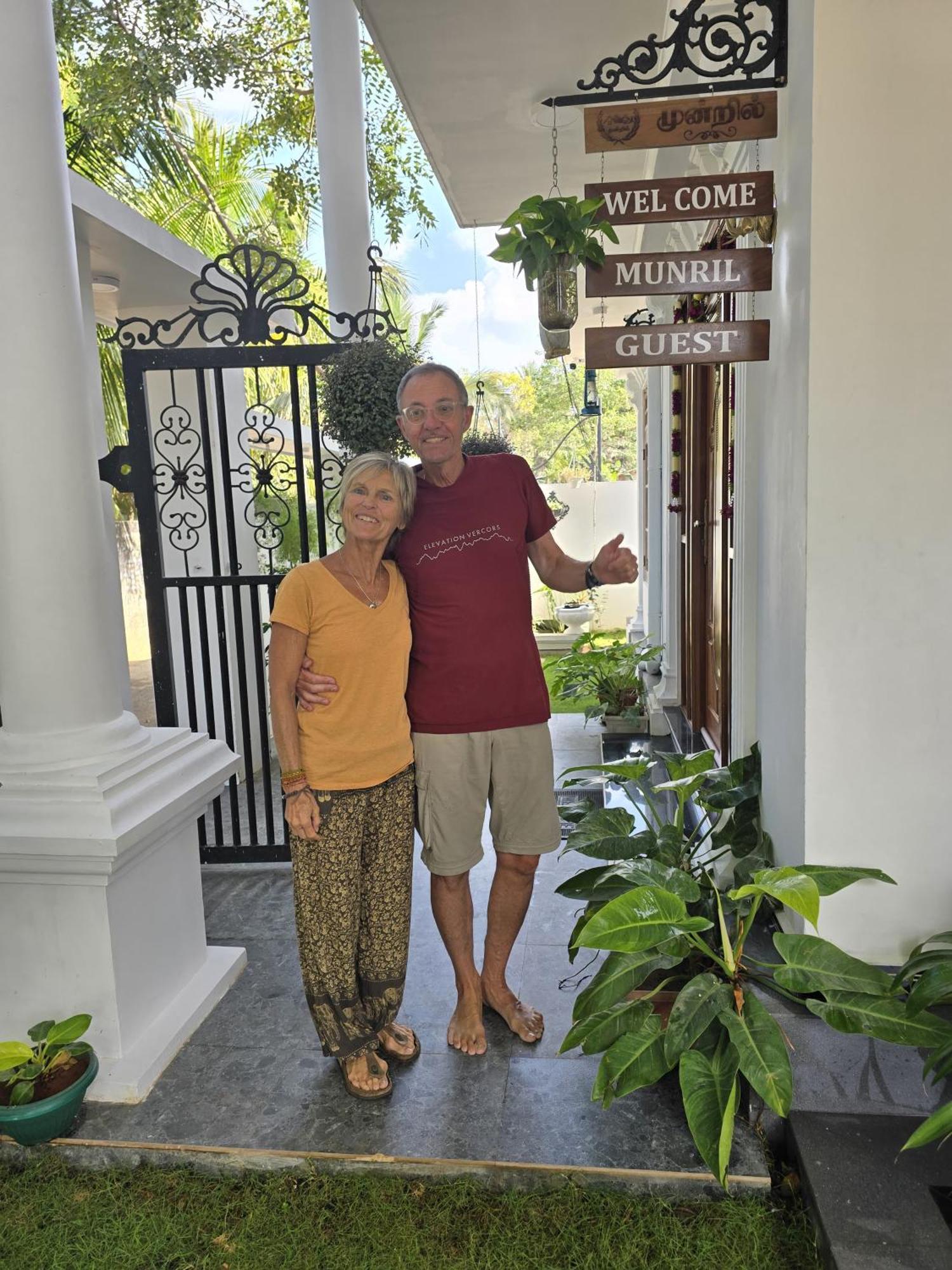 Munril Guest Apartment Jaffna Ngoại thất bức ảnh